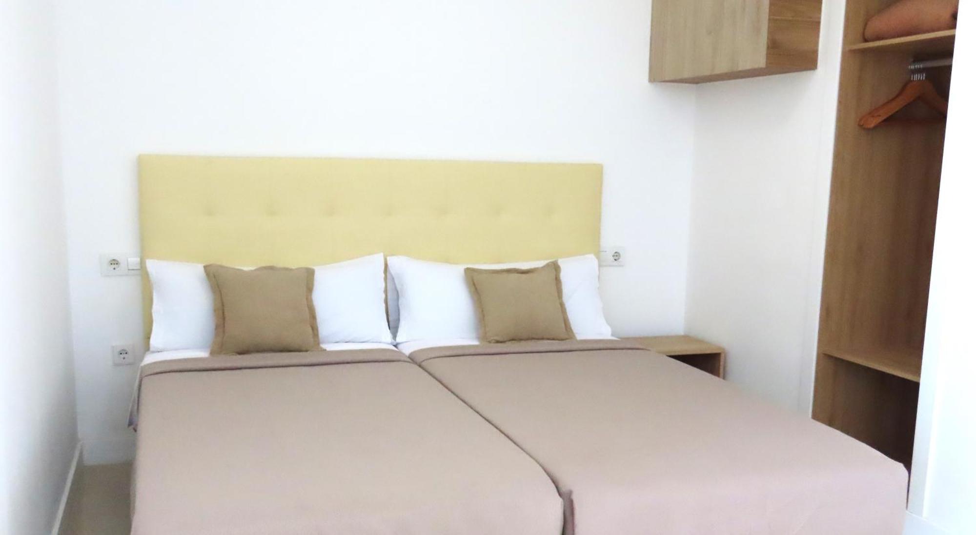 Suncanarias Apartamentos Cristal Playa La Arena Puerto de Santiago  Buitenkant foto
